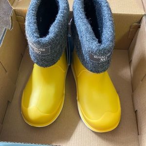 NIB Stride Rite All Weathee Bellamy Boot (8)